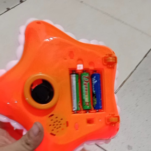 MAINAN MUSIK STAR LIGHT / BINTANG LAMPU PUTAR BO 32