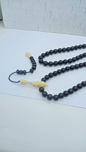 Tasbih Kayu Galih Kelor Hitam Kombinasi Tulang Sapi H686