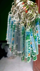 Gantungan Kunci Akrilik BUMA AUSTRALIA: Desain Unik & Aksesori Kunci Elegan