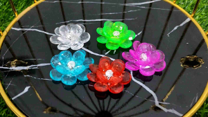 Acrylic Beads Flower Rose is an Unique Doorgirft in the Event of Wedding Party/ Use For Corsage /Bunga Telur /Hantaran Wedding Party.