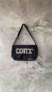 Tas selempang pria LXNTX Leopard Black Free sticker