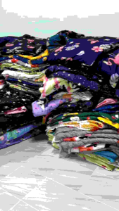 ผ้าห่ม 6 ฟุต 180x200 ซม หนา 1.5 นุ่มพิเศษ  จัดส่งแบบ (คละสี) ผ้าคุณภาพดี ทนทาน ใช้งานได้นาน