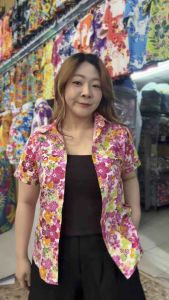 เสื้อลายดอก 25C12 เสื้อสงกรานต์ ผ้าคัตตอน cotton ไม่ร้อน ใส่สบาย สีไม่ตก ผ้าไม่หด ทรงตรง มีไซส์ใหญ่ ใช้เป็นทีม มีราคาส่ง