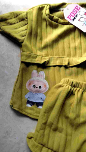 Setelan Knit Labubu & kuromi Anak perempuan usia 3 bulan sampai 2 tahun 60 Ribu Dapat 3 baju maksimal BB 15 kilo