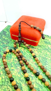 Tasbih 9 Macam Kayu Bertuah A69: Tasbih Berkualitas Tinggi Untuk Ibadah