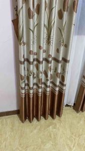 Gorden Blackout Motif Bunga Tulip Bahan Licin Mengkilat