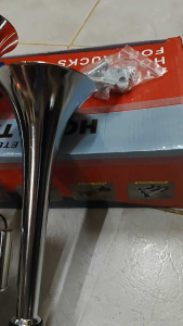 แตรลมไฟฟ้า 2 ปาก ใช้กับถังลม ใส่รถได้กันทุกรุ่น ใช้ไฟทั้ง 12V/24 v ใช้แทนตัวเดิมได้เลยค่ะ