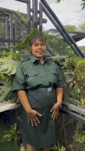 กระโปรงเนตรนารีทรงแคบร้านน้านา (สาวอวบ)