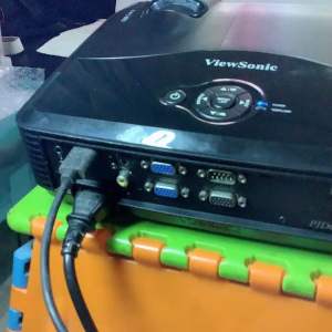 projector Viewsonic PJD6243 มือ2Lumens 3200เวลาหลอดใช้ไป 1709ชม. ขาดรีโมท มี HDMIIN VGAVIDEO/S-VIDEO/โปรเจคเตอร์ วิวโซนิค