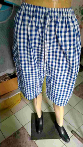 กางเกงผ้าขาวม้า งานไทยแท้ ใส่ได้ทั้งชาย-หญิง เอวยางยืดมีเชือกรูดปรับไซ้สได้ มีกระเป๋าลึก 2 ข้าง ใส่มือถือได้ เนื้อผ้าระบายอากาศดีเหมาะกับสภาพอากาศเมืองไทย  รูปภาพถ่ายจากสินค้าจริง  ฟรีไซ้ส