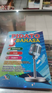 Pidato 3 Bahasa. Indonesia Arab Inggris. lengkap