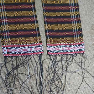 Scraf Ragi Hotang Etnik Batak Toba: Aksesori Pakaian Etnik