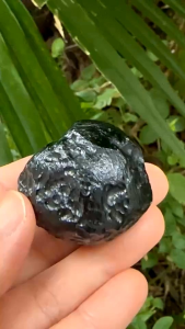 ☄️ สะเก็ดดาวไทย หรือ เทคไทต์ ของเเท้ ( Tektite ) ทรงสวย มีลวดลายเฉพาะบนผิวที่เเปลกตา