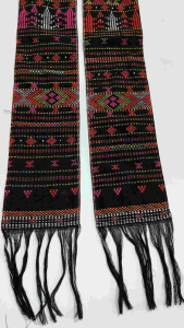 Scraf motif Sadum etnik Batak Toba