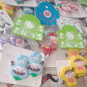 Jepit Pasang Boneka Lucu: Hadiah Unik untuk Anak