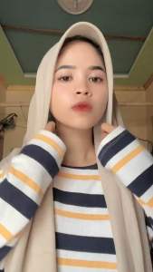 Kerudung Segi Empat Paris Polos Jadul Premi Varisha (COD) sukostyle