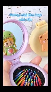 Gương nhựa kèm lược xinh xắn PHỤ KIỆN 68 (ngẫu nhiên)