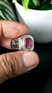 Cincin Permata Ruby Real: Keindahan dan Nilai