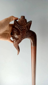 tongkat jalan kayu galih asem ukir raja S30