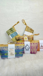 Dompet Pouch HP & Souvenir Wanita: Desain Unik & Praktis