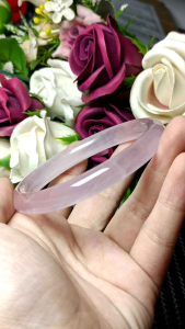(Certificate) Pink Crystal Madagascar Pink Quartz Bangle 60mm+- (附证书) 天然马达加斯加粉晶手镯 60mm+-