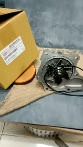 Pompa Air Isuzu Panther 2.5cc NKR55: Suku Cadang & Penggunaan