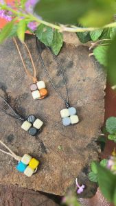 Vòng cổ Baki - Dây chuyền mặt gỗ xếp khối mix màu