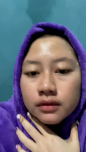 Serum dan Diamond: Perawatan Kulit dengan Produk Skincare Alami Marelan Afourskin