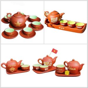 Bộ Ấm Chén Gốm Bát Tràng Việt Nam – Cờ Đỏ Sao Vàng | Quà Tặng Lưu Niệm Trang Trí Uống Trà (Nhiều Mẫu)