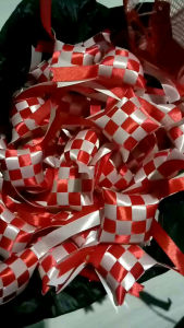 KETUPAT MERAH PUTIH PITA