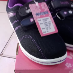 SEPATU SEKOLAH SD BAGUSA