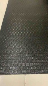 Lapisan Hardcase PVC Hexagonall lapisan triplek 120X50 cm