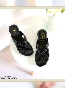 Kimage ♦️ พร้อมส่ง ส่งไว รุ่น EIKO สูง 1 นิ้ว แบรนด์แท้ หน้าคีบ แนะนำเพิ่มไซส์+1❗️รองเท้าสุขภาพ พื้นรองเท้าออกแบบ ซัพพอร์ตเท้า ลดเมื่อย รองรับทุกการเดินา