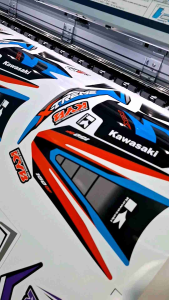 Stiker Motor KLX BF EXTREME 2018: Modifikasi dan Desain