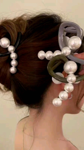 Simple Hair Clip Temperament Pearl 8cm Hair Claw Women Hairpin Korean Style Hair Accessories Klip Rambut Perempuan 鯊鱼夹抓夹