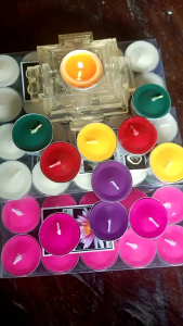 เทียนหอมรับประกันความหอมมีหลายกลิ่นแพคละ10ชิ้นจุดได้นาน3ชั่วโมงมีกลิ่นหอม