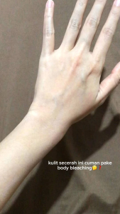 LA CREAME Body Bleaching Whitening Niacinamide | Mencerahkan - Menghaluskan Kulit Original