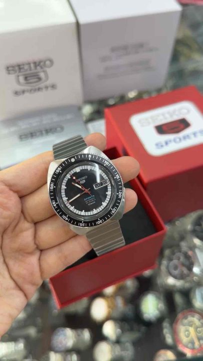 Limited Edition Seiko Sports 55th Anniversary Re-creation of