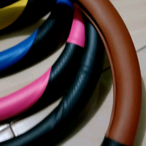 MINIBUS Daihatsu Sigra Coverr Setir Sarung Setir Calya Xenia Avanza size (M)