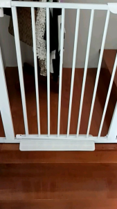 ฐานรองประตู ฐานรองที่กั้นเด็กที่รองประตู​เด็ก ฐานรองที่กั้นสุนัข​