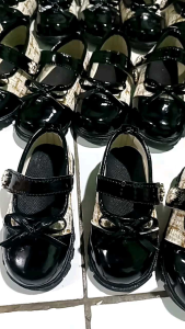 Sepatu anak perempuan Loafter Ballet Vita varian usia 1-3 Tahun terbaru berkualitas murah harga sesuai kualitass anti slip