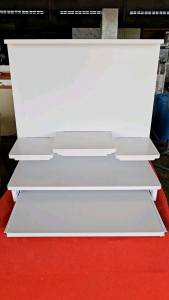 หิ้งพระ9นิ้ว สีขาว ติดผนังได้ ตั้งโต๊ะได้ ฟรีต้นโพธิ์โอมรวย (เลือกได้ในตัวเลือกสินค้าค่ะ)