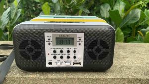 Đài radio phòng chống thiên tai đa năng KING ACE 2 băng tần AM FM