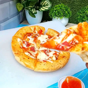 PIZZA MOZARELLA JUMBO 20cm Prozen: Beef Premium dengan Keju Mozarella