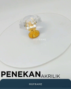 Penekan Akrilik bulat dengan knop untuk memipihkan paper shrink