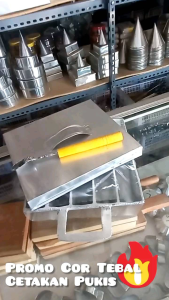 PROMO HARGA CETAKAN COR ALMUNIUM KUE PUKIS ISI 10