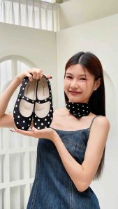 𝐌𝐈𝐍𝐈𝐌𝐀𝐋𝐈𝐒𝐓 รองเท้าหนังรุ่น Mary jane polka dot โอบอุ้มเท้าด้วยหนังแท้ นุ่ม สบาย