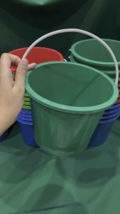 ถังน้ำพลาสติก 1 แกลลอน ถังน้ำแข็ง ถังน้ำสงกรานต์ ถังหูหิ้ว ถังสีหม่น เกรด B