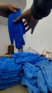 (100PCS) M-Max Nitrile Gloves Powder-Free - BLUE/BEIGE