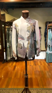 Okta Coat Katun Viscos by Dian Pelangi LIMITED EDITION Cardi Outer Blazer Jaket Cardigan Kerja Kantor Pesta Pernikahan Kondangan Lebaran Casual Fornal Wanita Hijaber Cantik Anggun Modis Modern Simple Elegan Mewah Model Korea Terbaru Motif Batik Kekinian